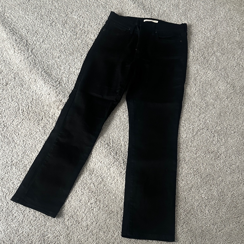 Levi's Women's Straight Leg Black Jeans 724 HIGH RISE STRAIGHT